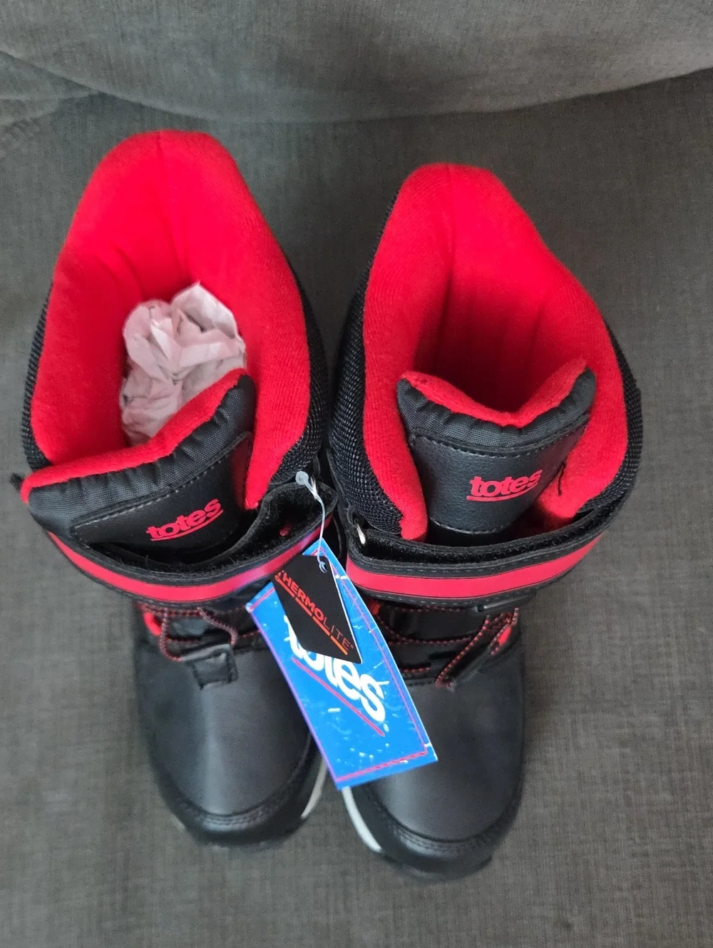 Totes Black and Red Kids Winter Boots with Thermolite Tag